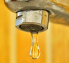 El agua del Torcón deja de ser apta para consumo humano