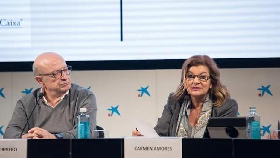 Carmen Amores durante su intervención en el foro de debate organizado por FAPE.