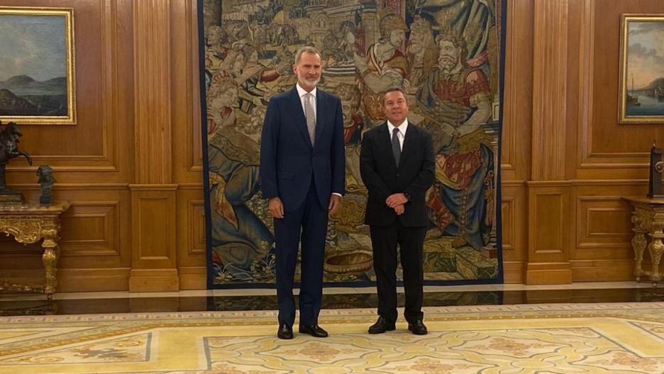 El rey Felipe VI recibe en el Palacio de la Zarzuela al presidente regional Emiliano García-Page