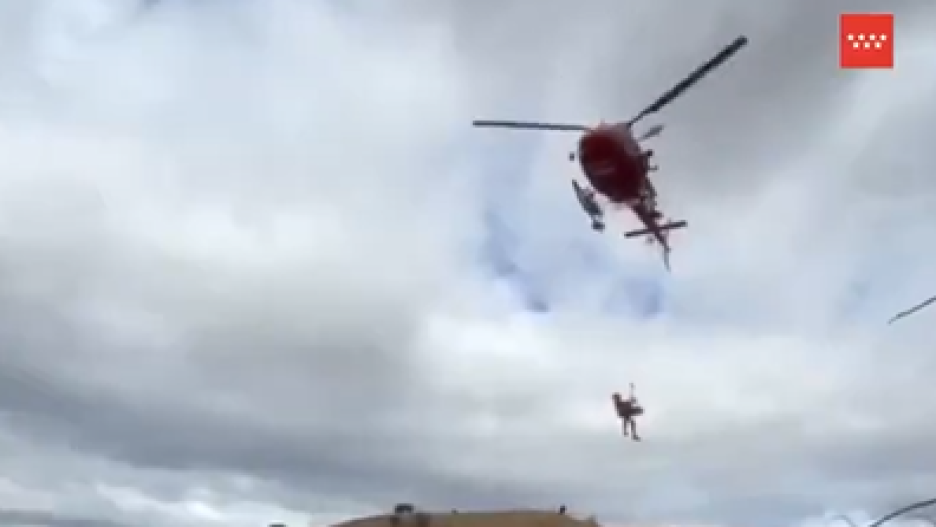Accidente de tráfico en Valdepeñas de la Sierra (Guadalajara). Un muerto y un herido grave