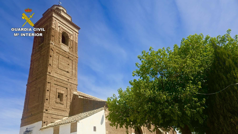 La campana de Cebolla sustraída está datada en 1806.