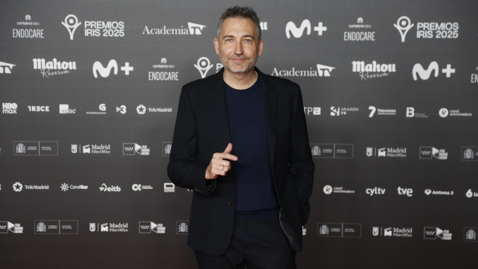 Frank Blanco en la alfombra roja de los premios Iris de la Academia de la Televisión