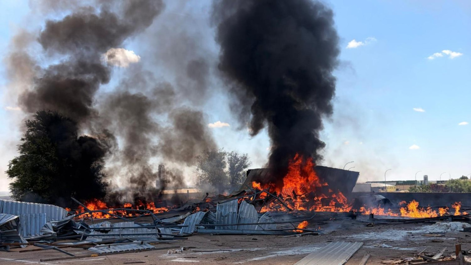 La nava incendiada en Villacañas.