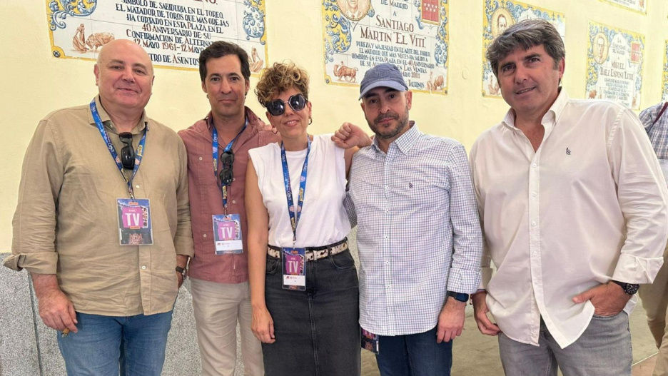 Equipo taurino de CMM en la Plaza de Toros de Las Ventas