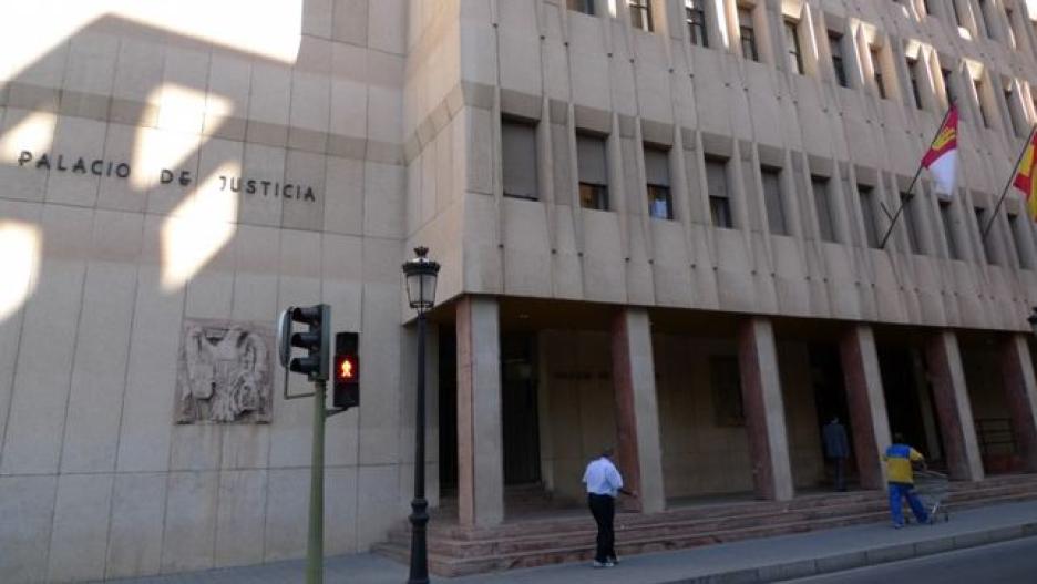 Condenado por sexta vez por conducir sin carné en Albacete