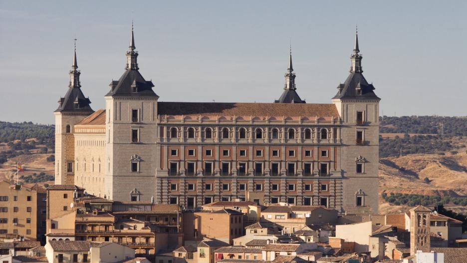 Los terroristas que integraban la célula de Ripoll (Girona) buscaron en diez ocasiones información sobre el Museo del Ejército, en el Alcázar de Toledo.