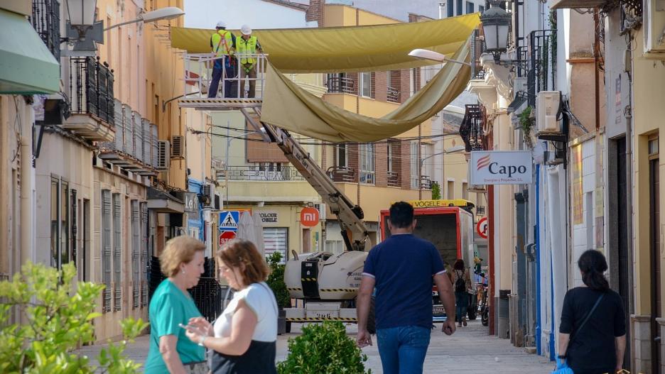 Se adelantan los trabajos para la instalación de los toldos en la zona centro de Tomelloso
AYTO TOMELLOSO
20/5/2022