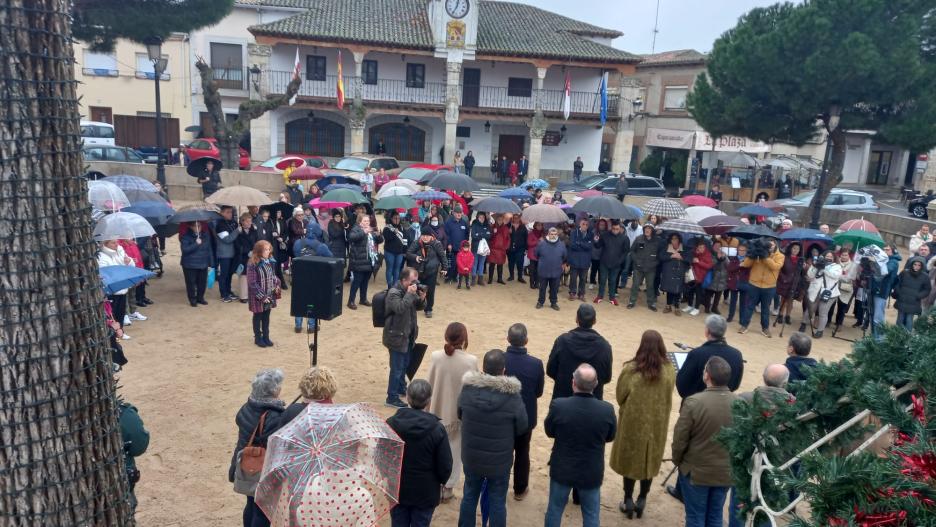 Concentración en Escalona de repulsa al doble asesinato ocurrido en la localidad