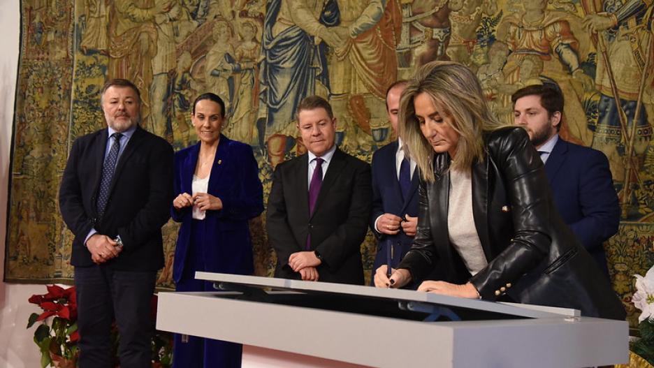 El presidente de Castilla-La Mancha ha suscrito convenios con los ayuntamientos de Ciudad Real, Cuenca, Guadalajara y Toledo