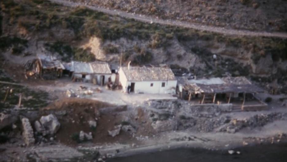 El "Gango del Garbancero", una humilde construcción situada en la orilla del río Tajo
