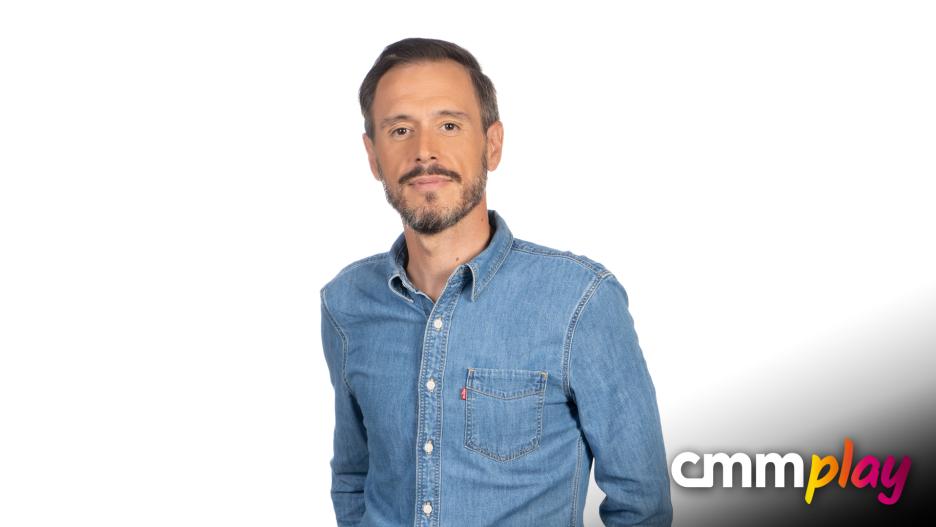 Presentador de 'Castilla-La Mancha en Juego Diario' en Radio Castilla-La Mancha.