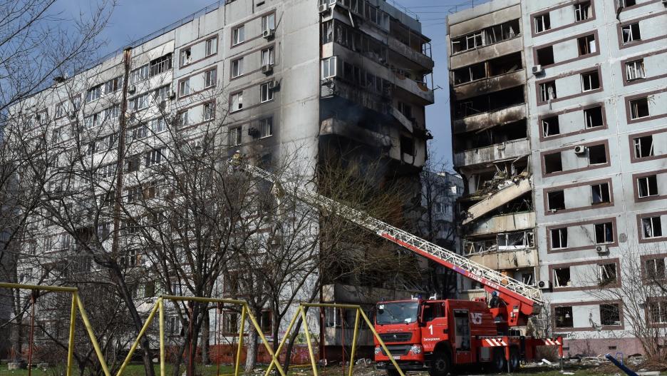 March 22, 2023, Zaporizhzhia, Ukraine: Firefighters put out a fire after a Russian missile hit a residential multi-story building in Zaporizhzhia. On 22 March at about 12:00, the Russian forces launched 6 missiles on the city of Zaporizhzhia. One of them struck two apartment blocks standing next to each other. At least 33 people were injured and one person died. There were three children among the injured.
Europa Press/Contacto/Andriy Andriyenko
22/3/2023