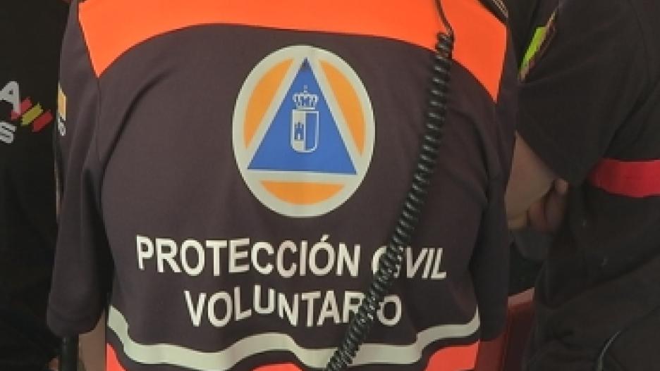 Un voluntario de Protección Civil en la reunión del operativo de búsqueda desaparecido en Cuenca