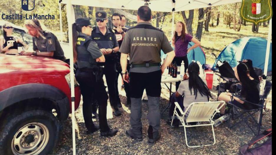 Guardia Civil y Agentes Medioambientales disuelven una rave ilegal en Fuentes (Cuenca)