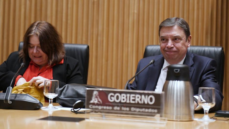 El ministro Agricultura, Pesca y Alimentación, Luis Planas, durante la Comisión de Agricultura, Pesca y Alimentación, en el Congreso de los Diputados, a 25 de enero de 2024, en Madrid (España). Durante la comparecencia ha informado sobre las líneas generales de la política de su departamento.
25 ENERO 2024;POLÍTICA;MINISTERIO;COMISIÓN;AGRICULTURA;COMPARECENCIA
Fernando Sánchez / Europa Press
25/1/2024