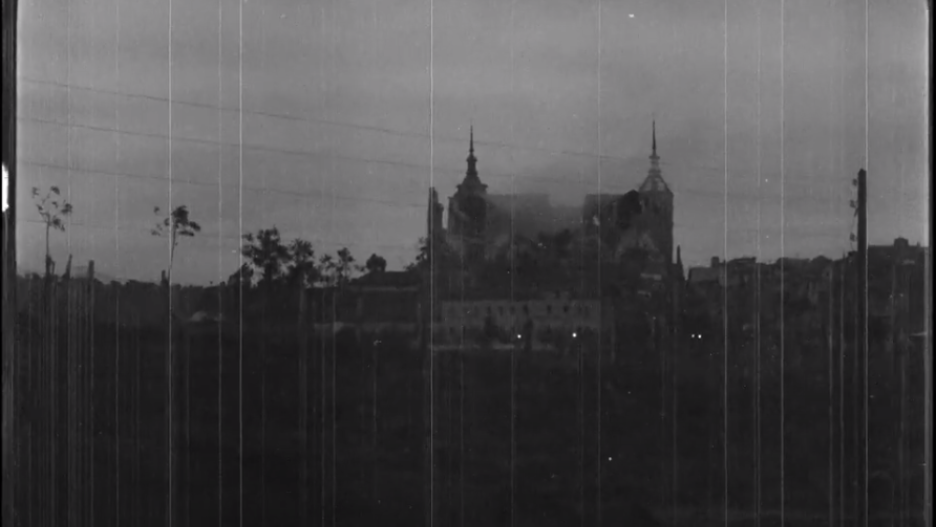Imagen de la explosión en el Alcázar de Toledo en septiembre de 1936.