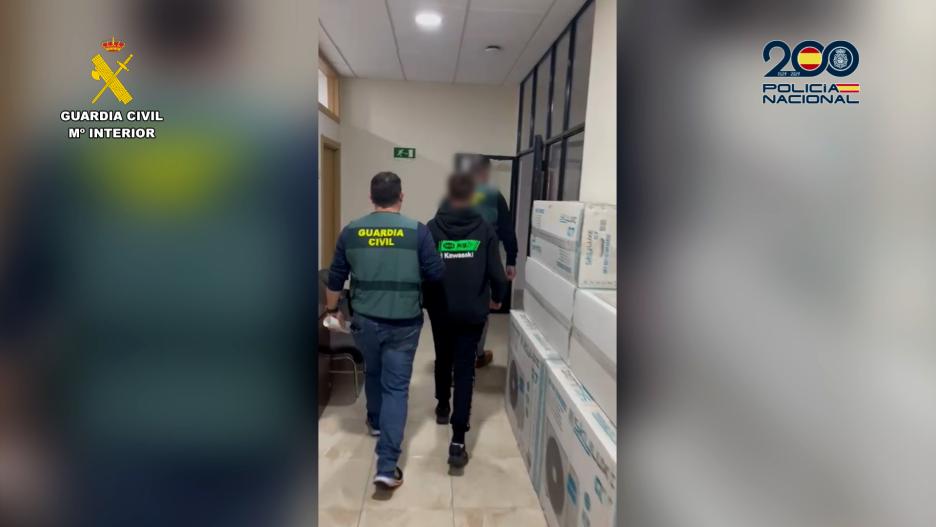 12 detenidos por tenencia y distribución de pornografía infantil