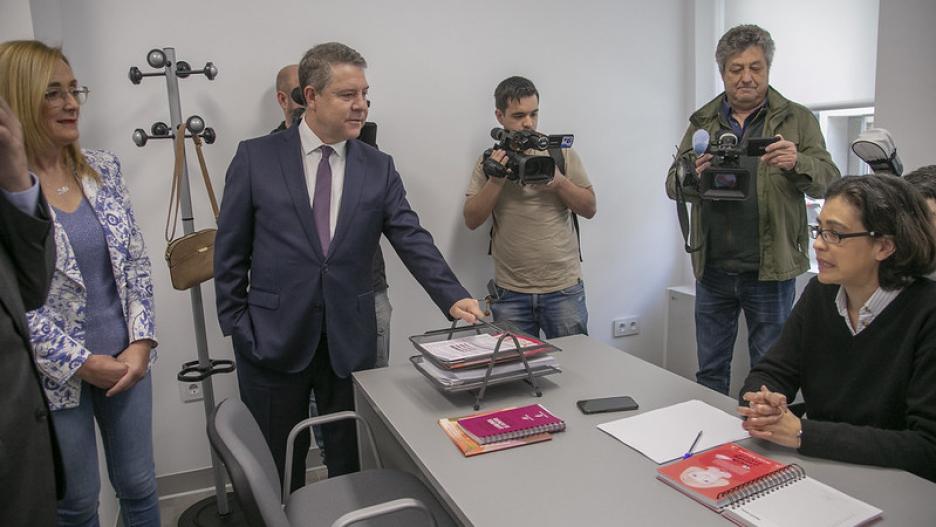 El presidente de Castilla-La Mancha, Emiliano García-Page, ha inaugurado, en Albacete, el nuevo Centro de Atención Integral a Víctimas de Agresiones Sexuales de esta provincia. (Fotos: A. Pérez Herrera // JCCM)