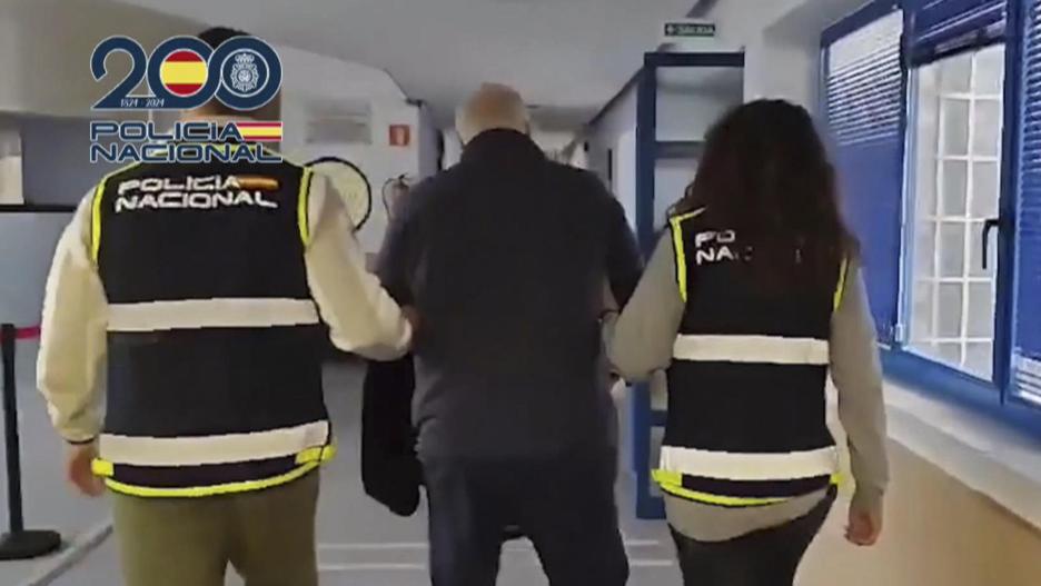 Captura del video que facilitó la Policía Nacional el pasado 10 de enero de 2024 de la detención en Marbella (Málaga) del presunto cabecilla de la Mocro Maffia y uno de los delincuentes más peligrosos de Países Bajos.