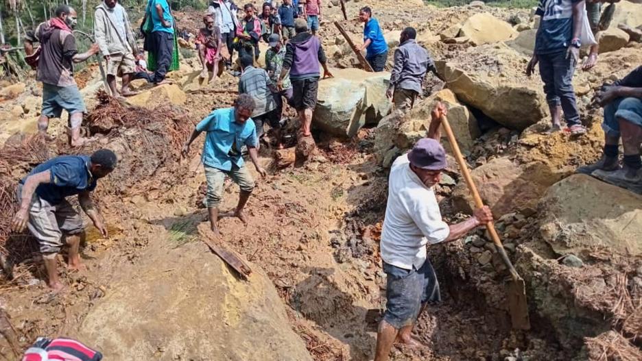 Asciende a 2000 el número de personas enterradas por un alud en Papúa Nueva Guinea