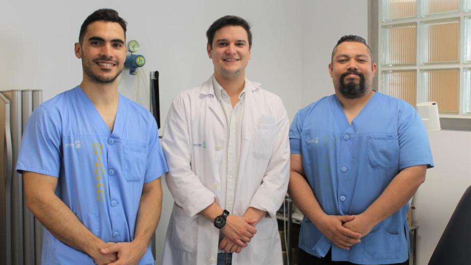 Traumatólogos del Hospital de Ciudad real reconstruyen la rodilla de un paciente con autoinjertos