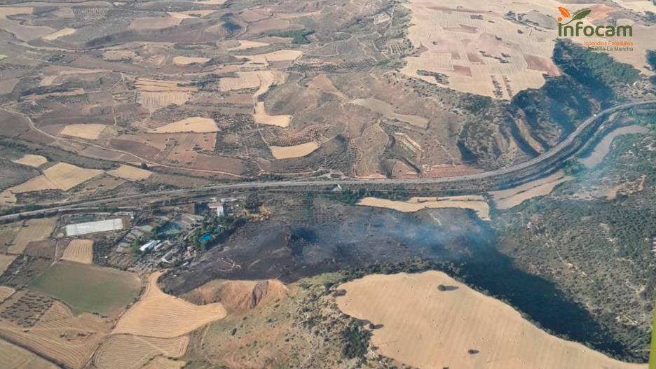 Extinguido el incendio forestal declarado este miércoles en Guadalajara.