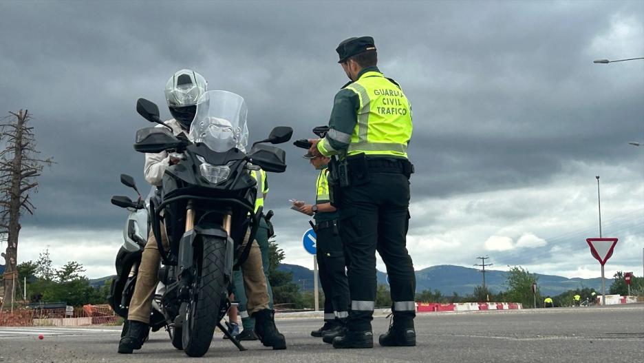 Campaña informativa a motoristas para concienciar sobre la importancia de la seguridad vial en este colectivo vulnerable
DGT
12/7/2024