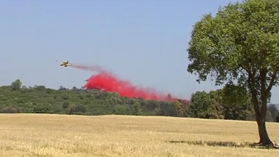 Continúa activo el incendio en Valverdeja