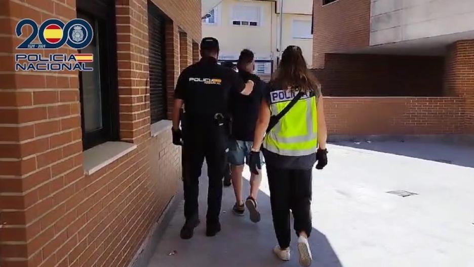 Detenido un hombre que atracaba con cuchillos a mujeres en salones de juego de Alcalá, Torrejón y Guadalajara
POLICÍA NACIONAL
02/8/2024