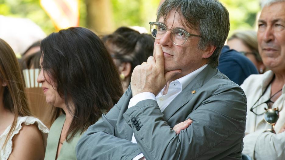 El expresidente de la Generalitat de Catalunya, Carles Puigdemont, durante el acto de celebración del cuarto aniversario de la fundación de Junts, en el Théâtre de Verdure, a 27 de julio de 2024, en Amélie-les-Bains-Palalda (Francia). Junts per Catalunya celebra su cuarto aniversario con este acto, en el que la formación arropa al expresidente catalán Carles Puigdemont, a quien no se le ha aplicado todavía la ley de amnistía. La celebración coincide con el tramo final de las negociaciones entre el PSC y ERC para facilitar la investidura de Salvador Illa como presidente de la Generalitat de Catalunya.
27 JULIO 2024;JUNTS;AMNISTÍA;INVESTIDURA;PRESIDENTE;GENERALITAT
Glòria Sánchez / Europa Press
27/7/2024