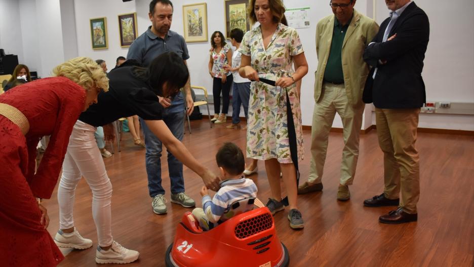 Presentación del vehículo Fastbaby en Cuenca

REMITIDA / HANDOUT por JCCM
Fotografía remitida a medios de comunicación exclusivamente para ilustrar la noticia a la que hace referencia la imagen, y citando la procedencia de la imagen en la firma
12/9/2024