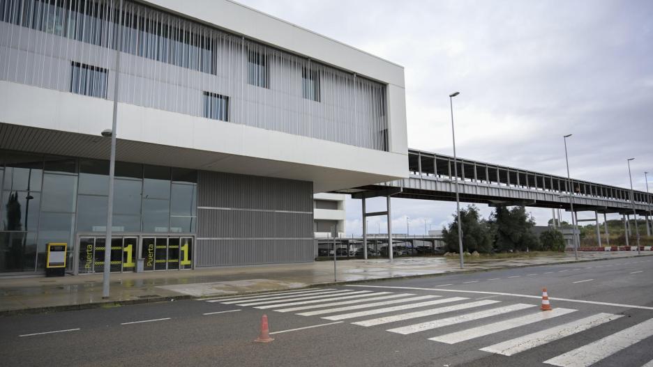 CIUDAD REAL, 15/10/2024.- Vista de las instalaciones del aeropuerto de Ciudad Real, este martes.