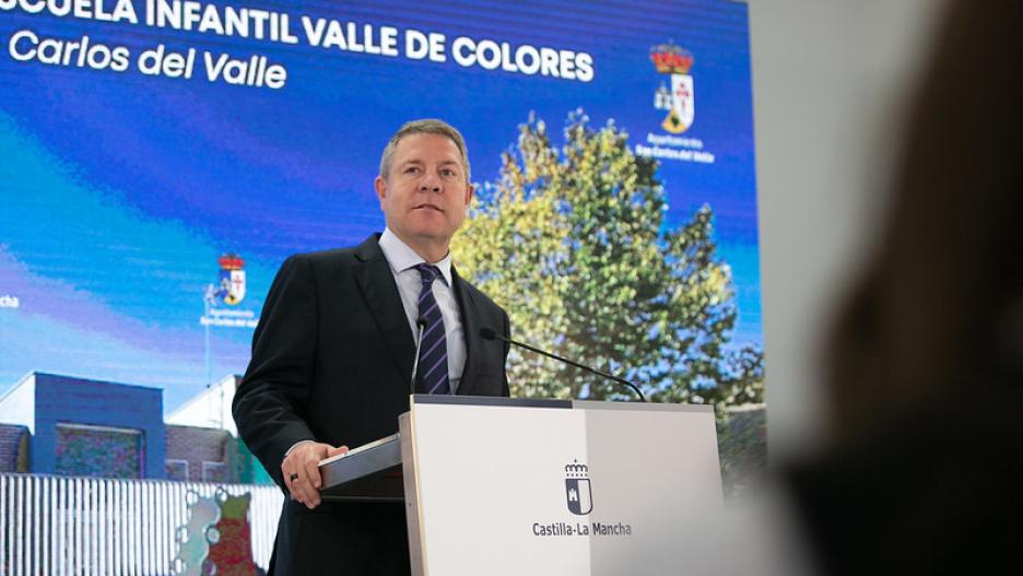 El presidente de Castilla-La Mancha ha visitado San Carlos del Valle.