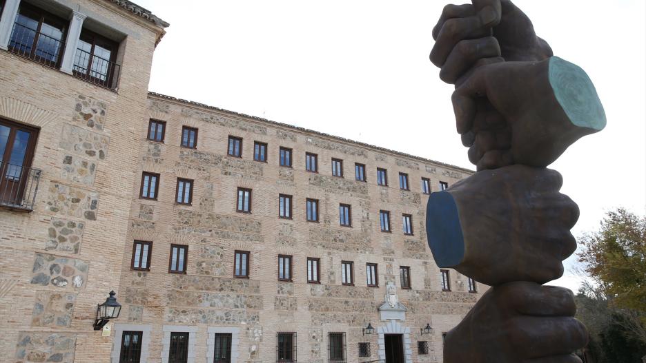 Exterior de las Cortes de Castilla-La Mancha.