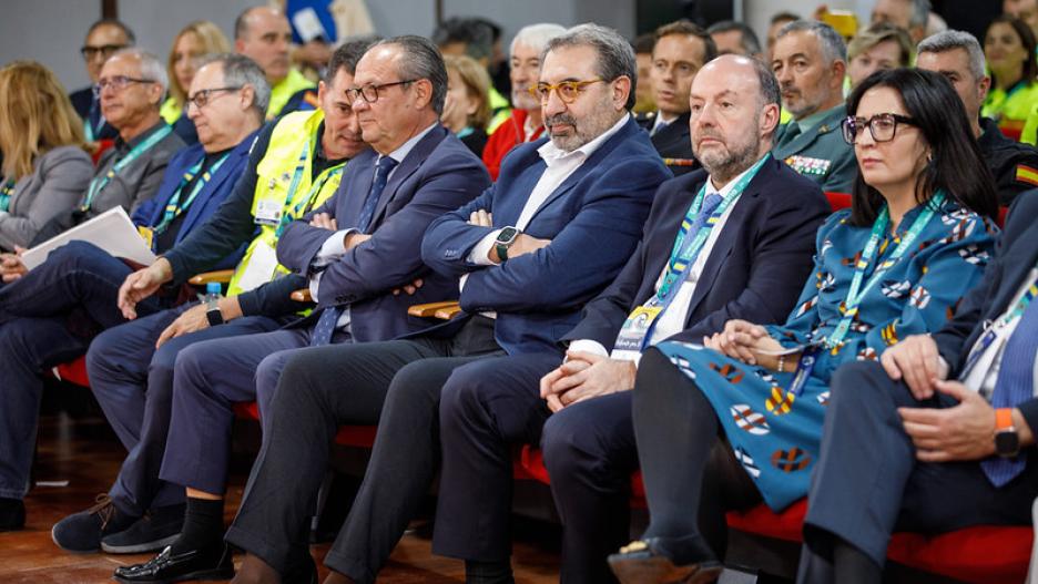 El consejero de Sanidad, Jesús Fernández Sanz, ha avanzado la puesta en marcha de este teléfono gratuito.