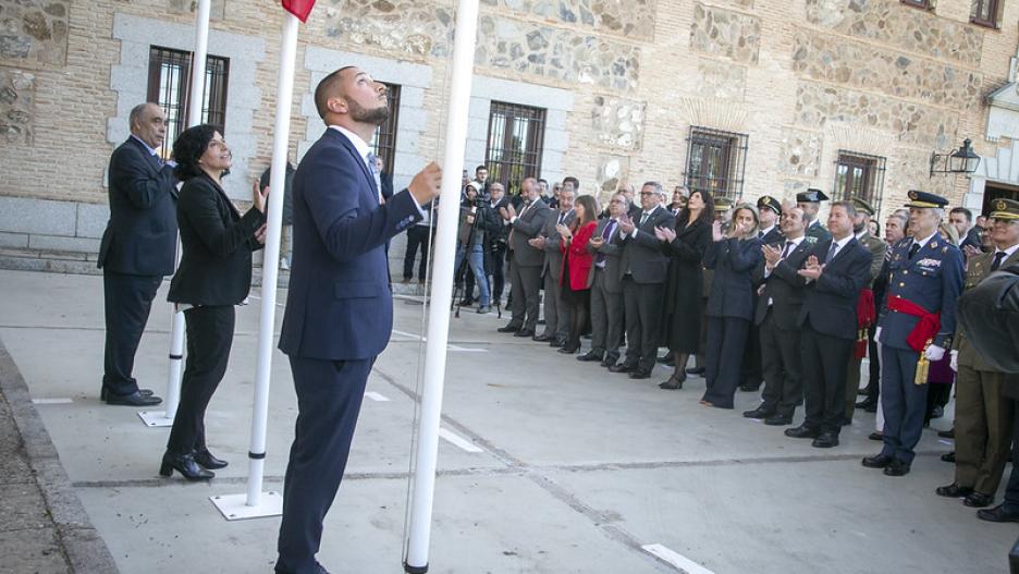 Los alcaldes de Letur, Mira y Villel de Mesa han protagonizado el izado de banderas en el acto institucional.