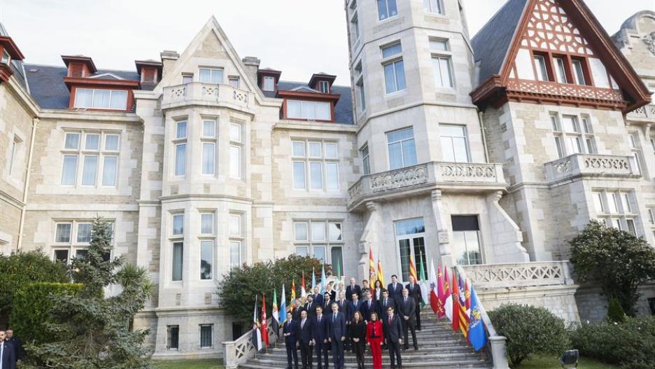 Foto de familia de la XXVII Conferencia de Presidentes.