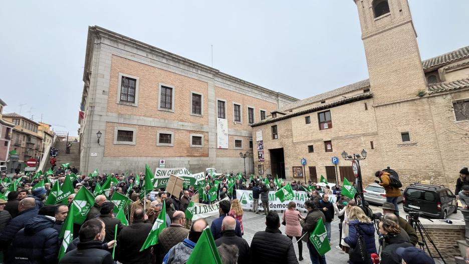 Agricultores y ganaderos en Toledo.