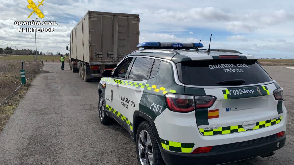 Investigado el conductor de un vehículo articulado por sextuplicar la tasa de alcohol en Caudete (Albacete)