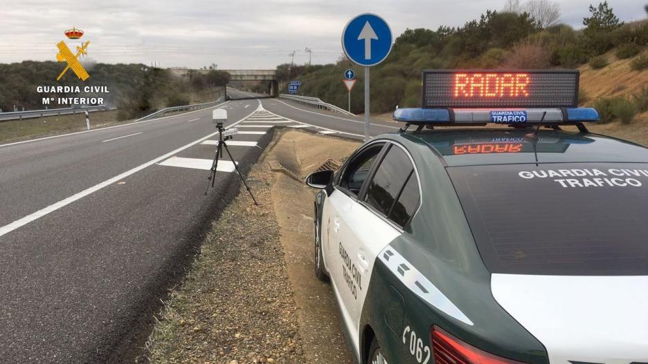 (Foto de ARCHIVO)
Control de velocidad.

GUARDIA CIVIL
23/5/2024