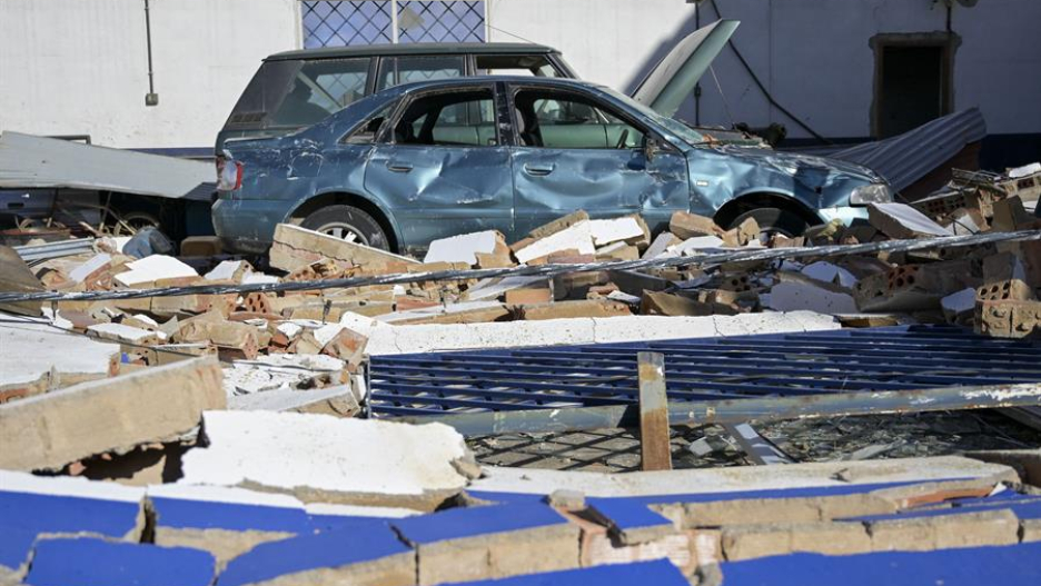 En Torre de Juan Abad toca peritar los destrozos ocasionados por el tornado.