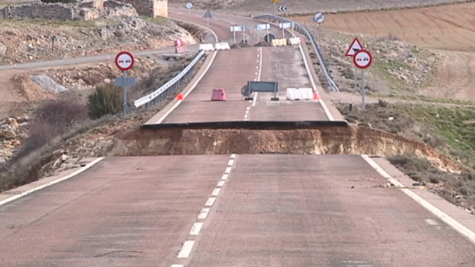 Obras de recuperación de las carreteras de Guadalajara destrozadas por la dana de octubre