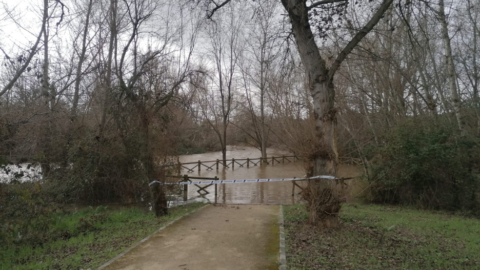 Cortado el acceso al parque fluvial de Guadalajara