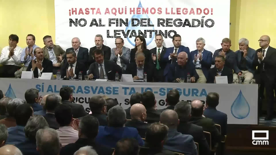 Acto de protesta del Scrats contra las nuevas normas de explotación del trasvase.