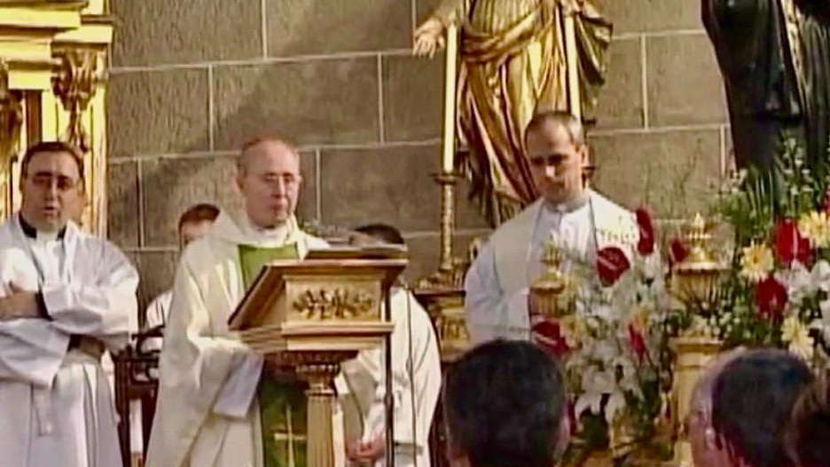 Robert Francis Prevost en la localidad toledana de Oropesa, en 2002.