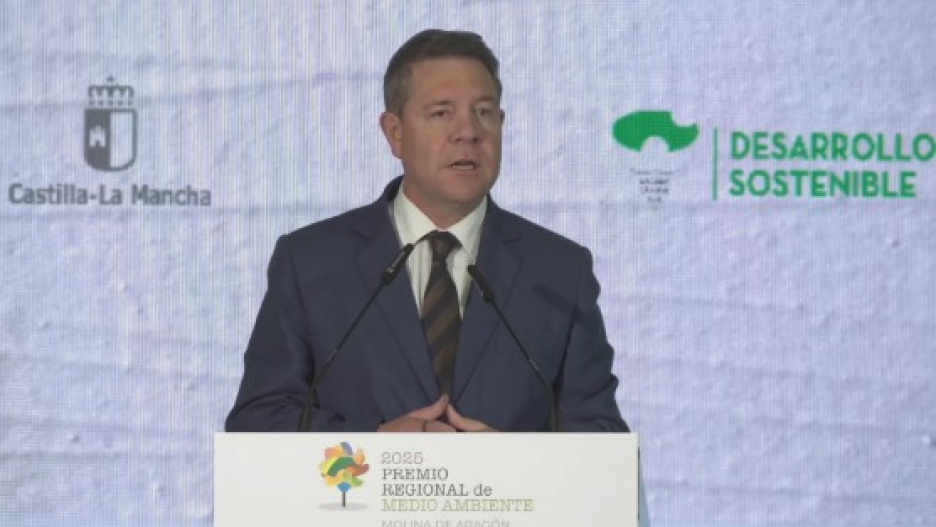 El presidente regional, Emiliano García-Page, en la entrega de los Premios de Medio Ambiente, en Molina de Aragón (Guadalajara)