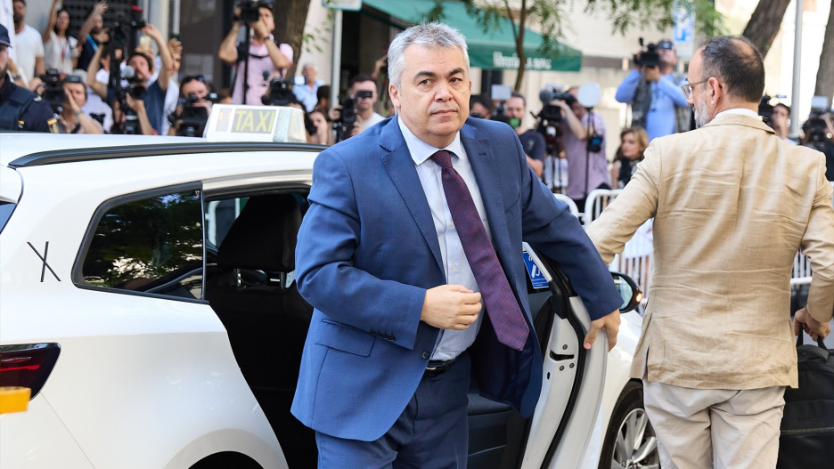 El exsecretario de Organización del PSOE Santos Cerdán a su llegada a declarar en el Tribunal Supremo.