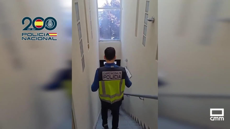 Hay doce detenidas por su implicación en esta red.