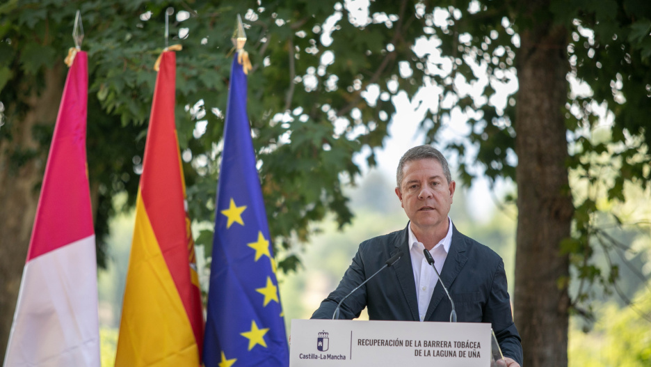 El presidente de Castilla-La Mancha, Emiliano García-Page.
REMITIDA / HANDOUT por JCCM
Fotografía remitida a medios de comunicación exclusivamente para ilustrar la noticia a la que hace referencia la imagen, y citando la procedencia de la imagen en la firma
07/7/2025
