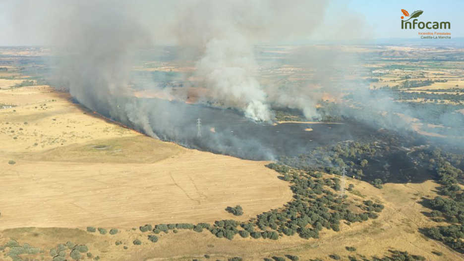 Incendio forestal en Calera y Chozas (Toledo)